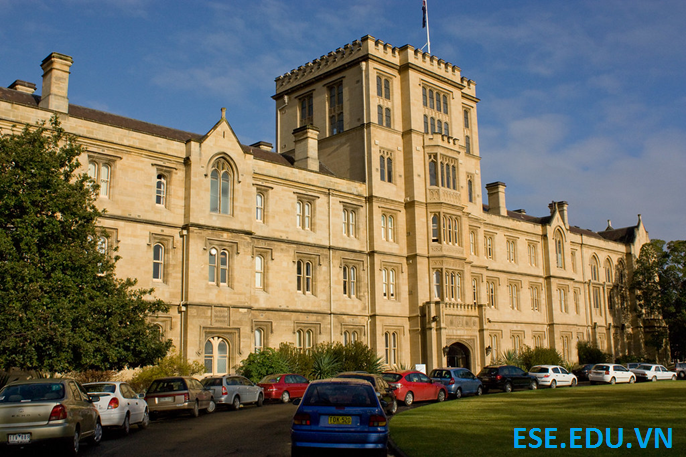 university of melbourne úc